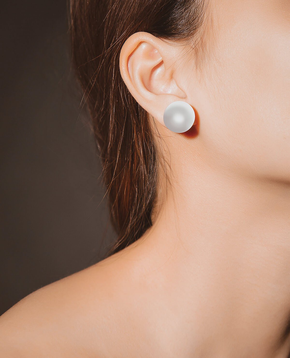 Pearl drop earrings - Image 2