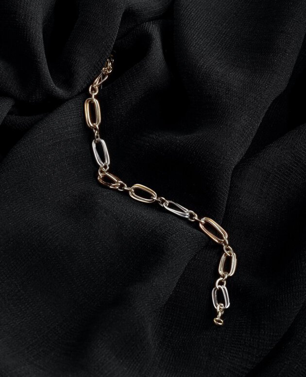 Chain link bracelet