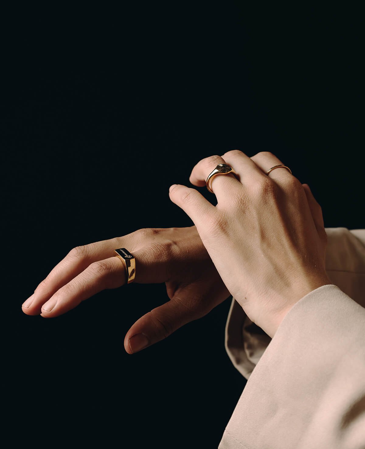 Diamond wedding bands - Image 4