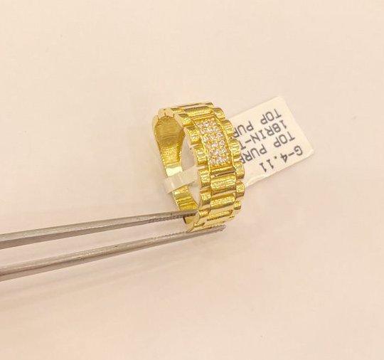 Yellow Gold Link-Style Ring